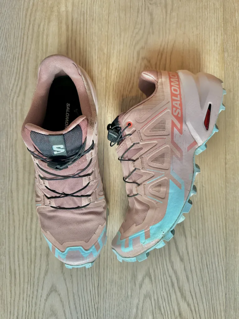 picture of running shoes: Salomon speecross 6